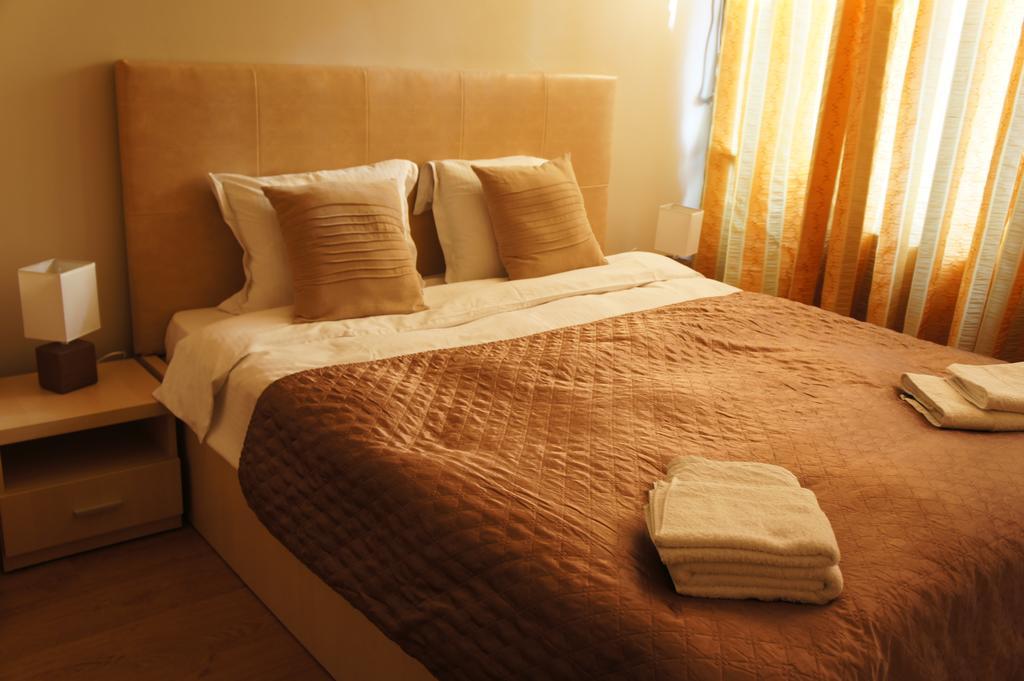 Agentia H Accommodation Bucureşti Eksteriør bilde