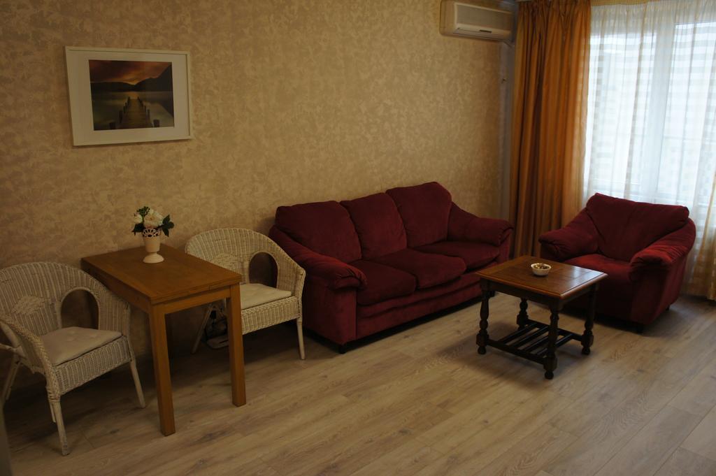 Agentia H Accommodation Bucureşti Eksteriør bilde