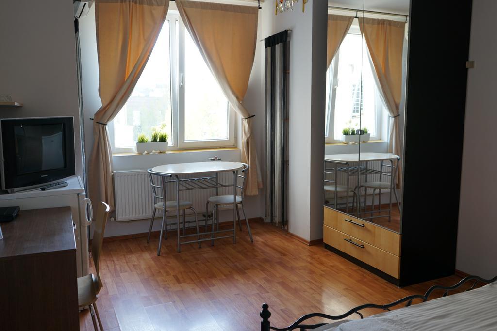 Agentia H Accommodation Bucureşti Eksteriør bilde