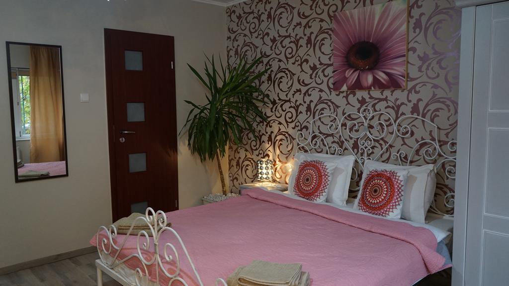 Agentia H Accommodation Bucureşti Eksteriør bilde